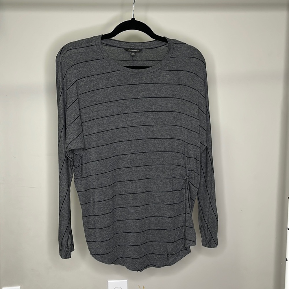 BANANA REPUBLIC DOLMAN SLEEVED STRIPED TOP
